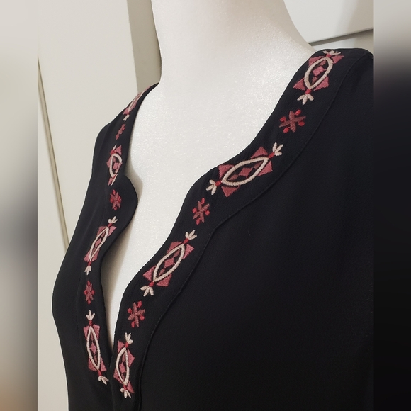 NWT Vince Camuto Women’s Bloom Rich Black Tank Size M - Picture 6 of 15